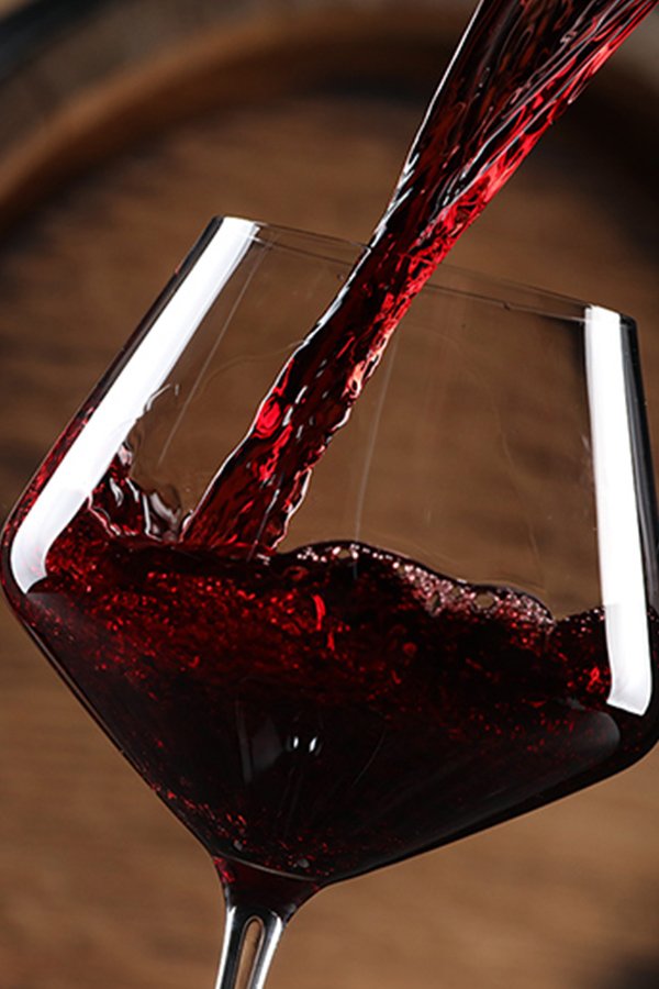 Vino, cata de vino, empresa, olor, sabor, vino blanco, vino tinto, Rioja, Ribera del Duero, Priorat, Verdejo, Albariño, Tempranillo, Garnacha, Cabernet Sauvignon, Merlot, Syrah, Albariño, Albillo,Bastard Negre, Bobal, Cabernet Franc, Cabernet Sauvignon, privado, exclusivo, para todos, mundo del vino